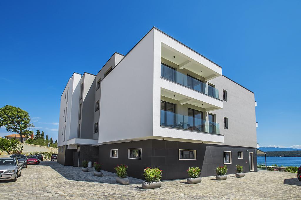 Hotel Villa Margaret Malinska Exterior photo