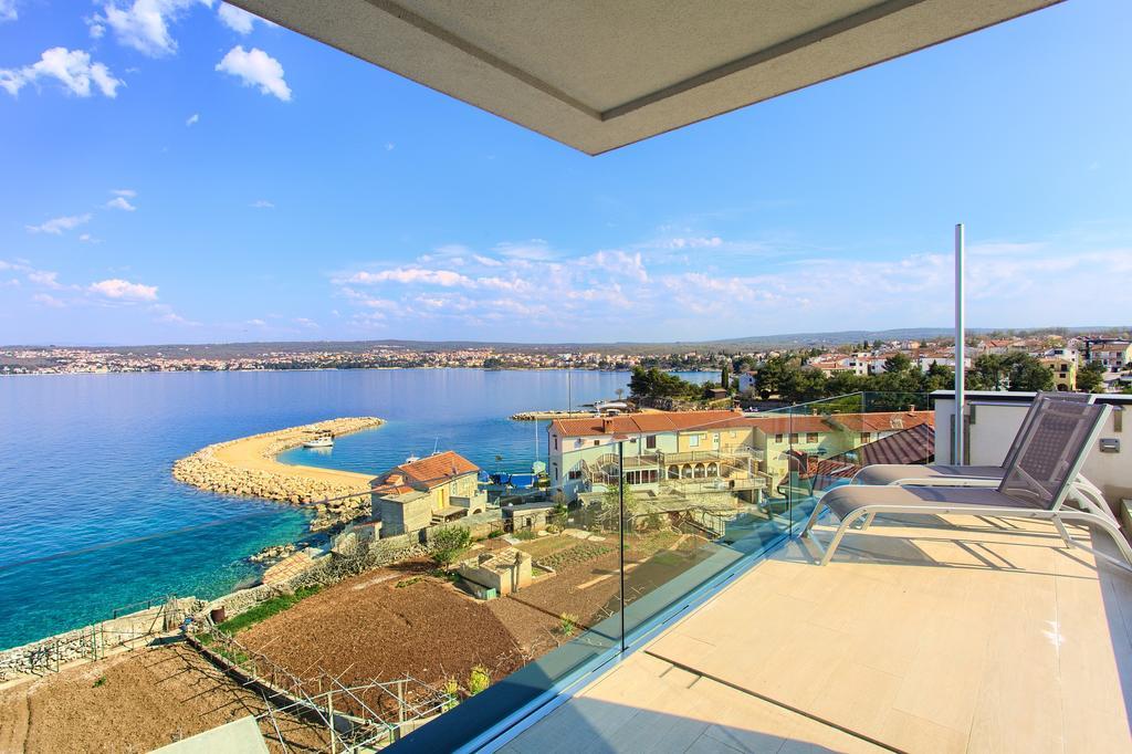 Hotel Villa Margaret Malinska Exterior photo
